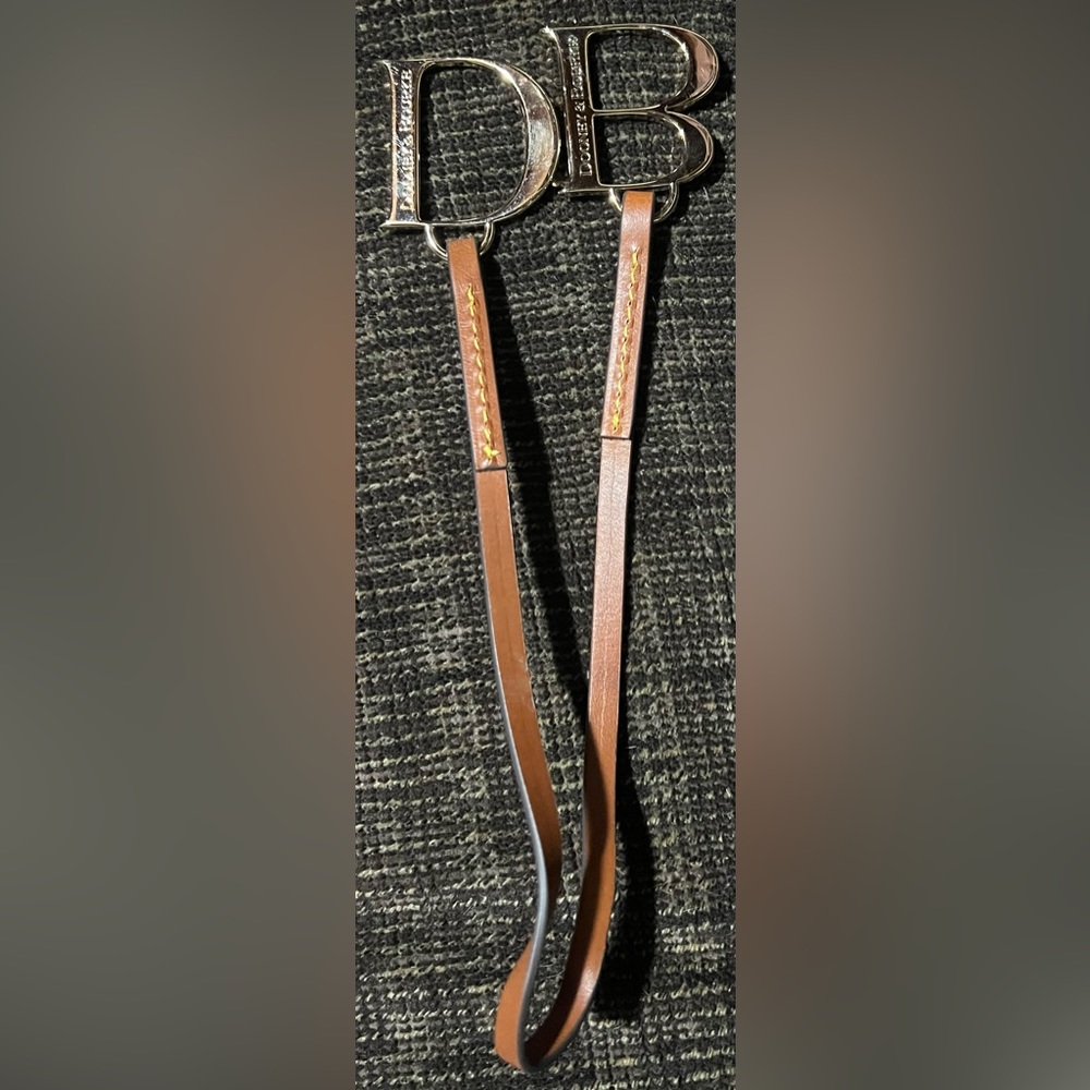 Dooney Bourke Letter Bag Chram